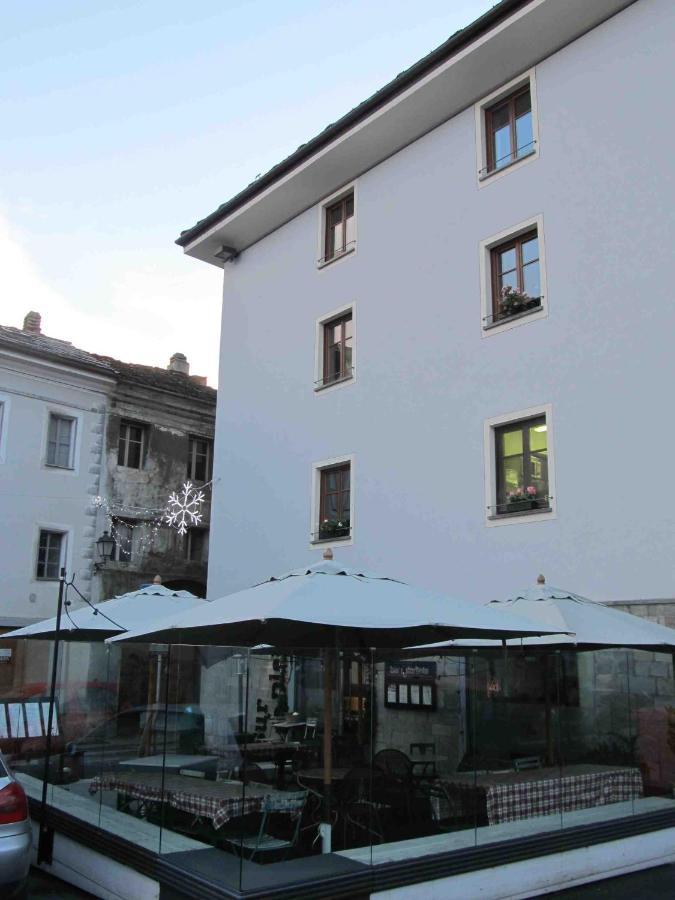 Aosta Maisongnemaz Bagian luar foto