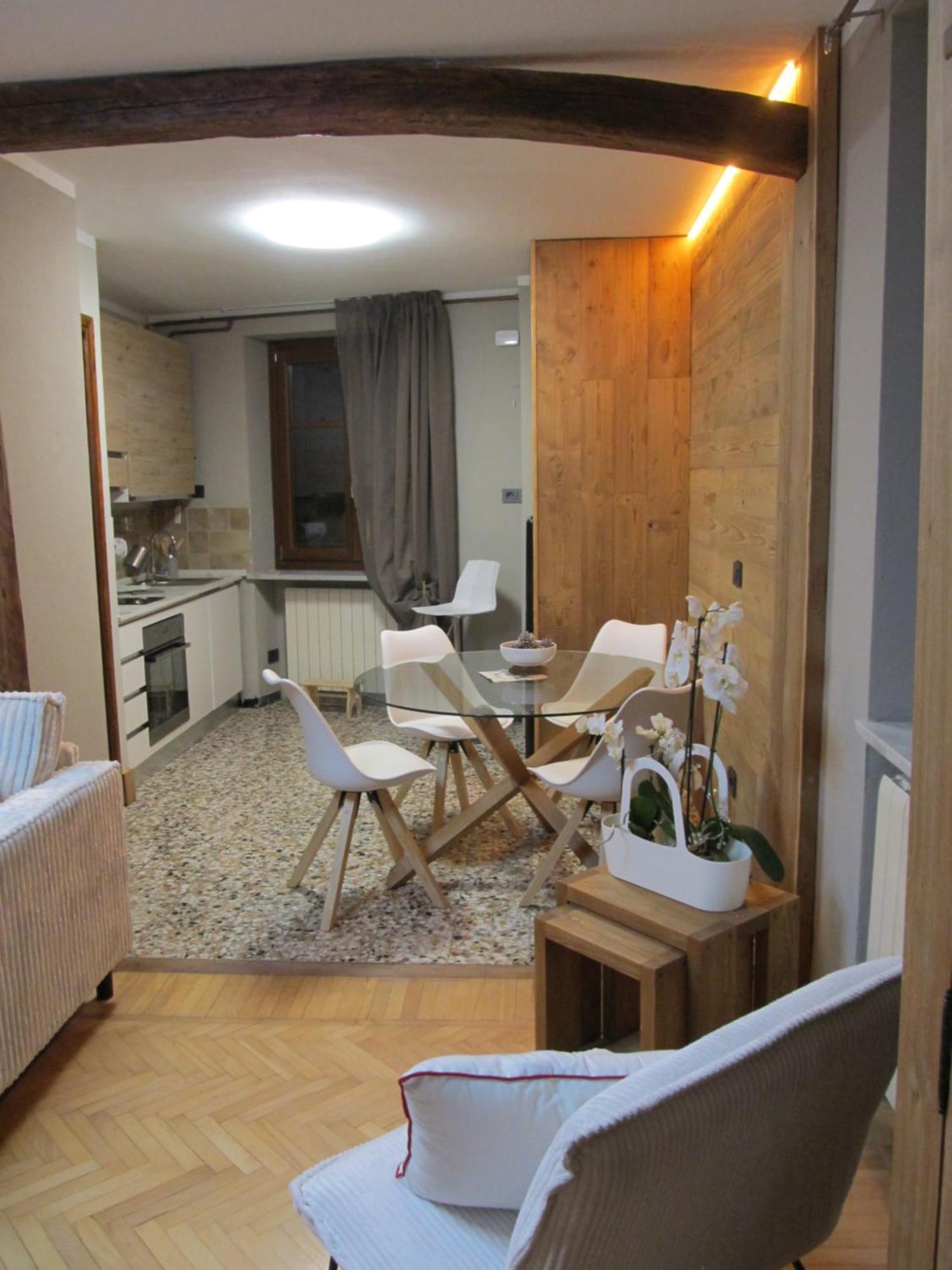 Aosta Maisongnemaz Bagian luar foto