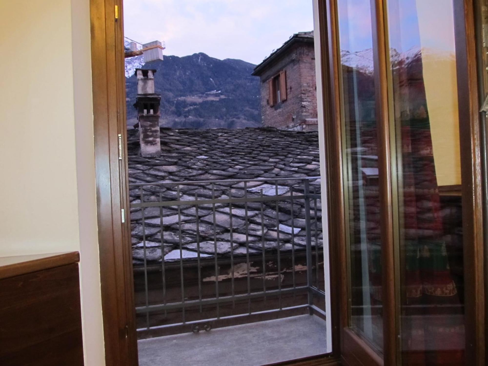 Aosta Maisongnemaz Bagian luar foto